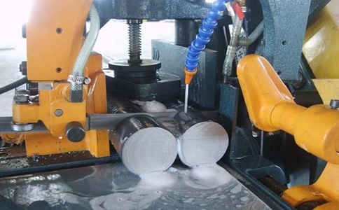 湘东卧式带锯床的送料方式有哪几种？